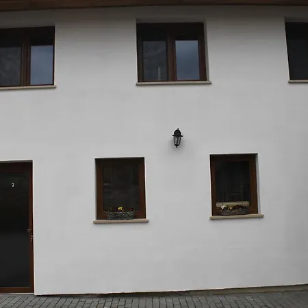 Апартаменты Nice Accomodation 3 In Микулов