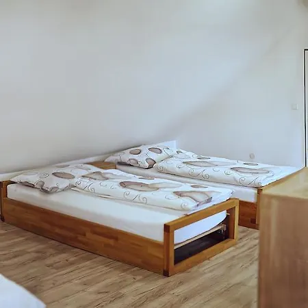 Nice Accomodation 3 In Апартаменты