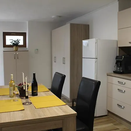 Nice Accomodation 3 In * Микулов